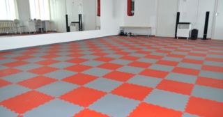 Резиновое покрытие для спортзала Нижний Тагил, цена от 882 руб.